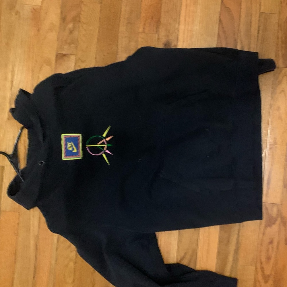 NIKE HOODIE